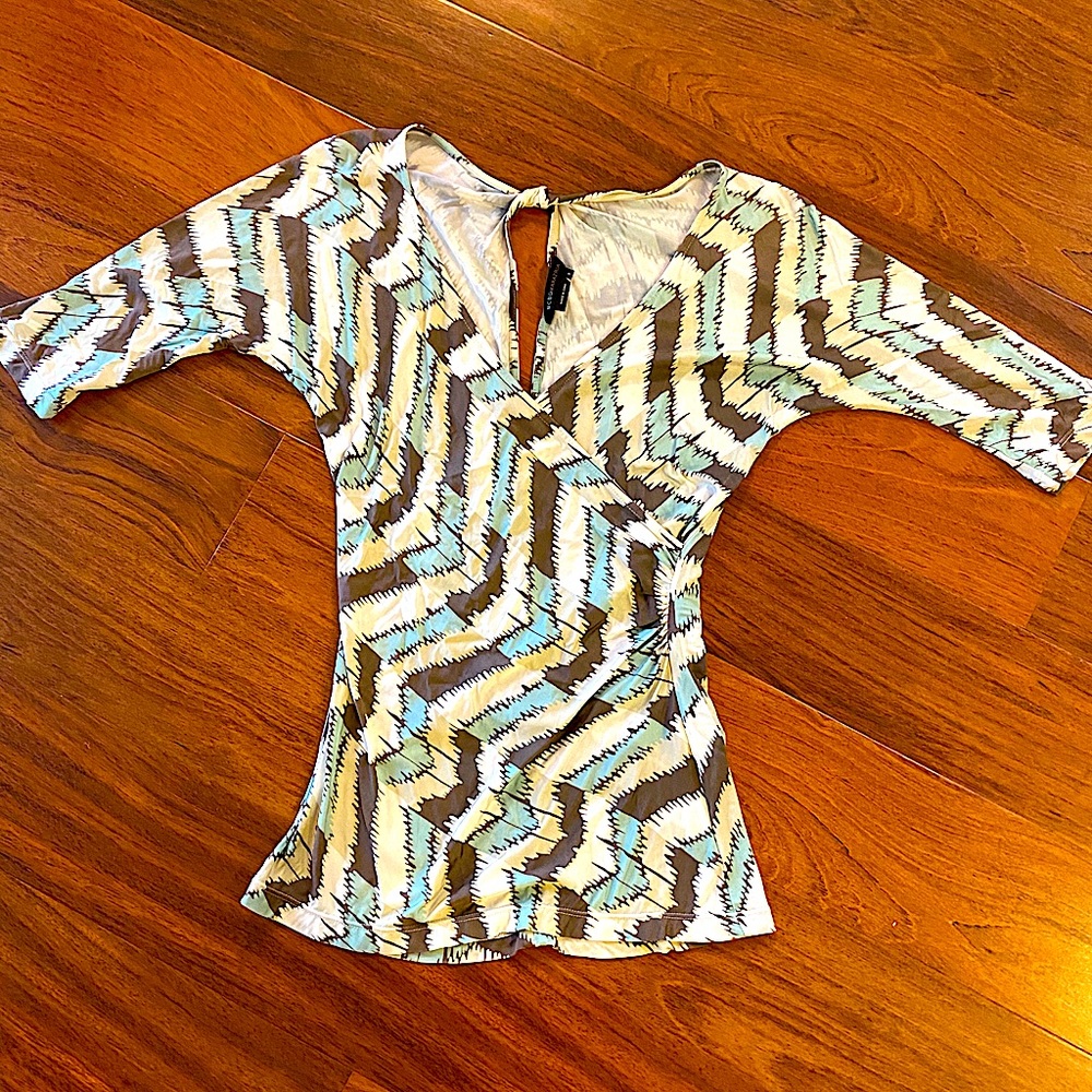 BCBG top size small